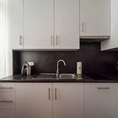 Pristine 1Br Steps From City By Hm Vienna Exterior photo